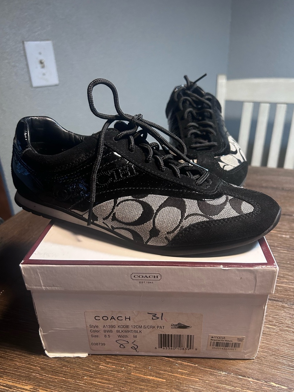 Coach Kodie canvas and patent leather sneakers size 8.5